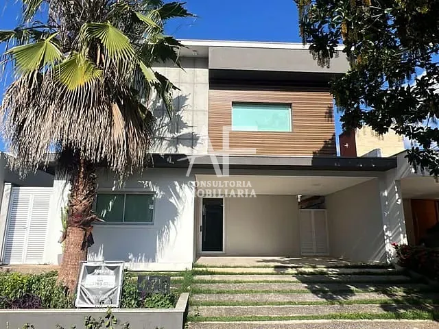 Sobrado com 300m² 4 quartos e 5 banheiros, para alugar, no bairro Piracangaguá em Taubaté