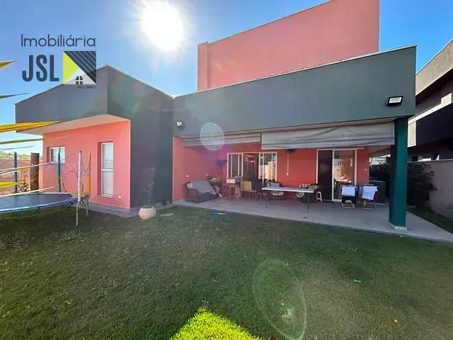 Sobrado com 540m² 3 quartos e 4 banheiros, à venda, no bairro Condomínio Residencial Ecopark Bourbon em Caçapava