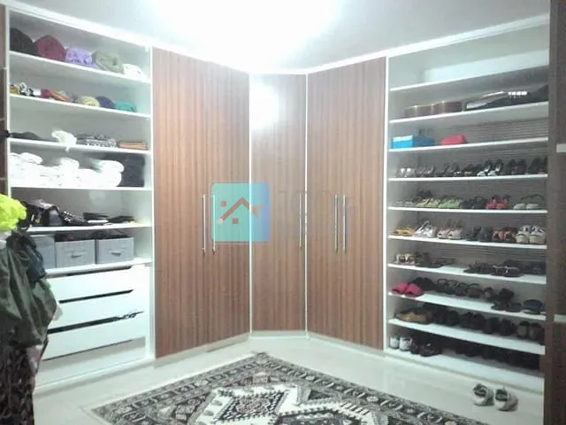 Sobrado com 450m² 6 quartos e 7 banheiros, à venda, no bairro Bosque dos Eucaliptos em São José dos Campos