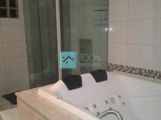 Sobrado com 450m² 6 quartos e 7 banheiros, à venda, no bairro Bosque dos Eucaliptos em São José dos Campos