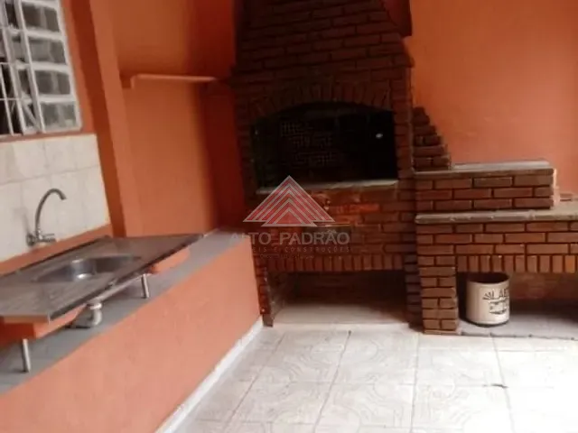 Sobrado com 225m² 2 quartos e 1 banheiro, à venda, no bairro Jardim Zaira em Mauá