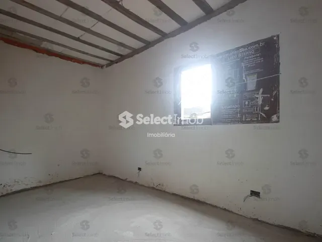 Sobrado com 165m² 3 quartos e 3 banheiros, à venda, no bairro Parque São Vicente em Mauá