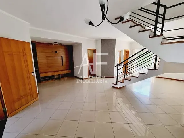 Sobrado com 250m² 3 quartos e 3 banheiros, à venda, no bairro Porto Seguro em Tremembé