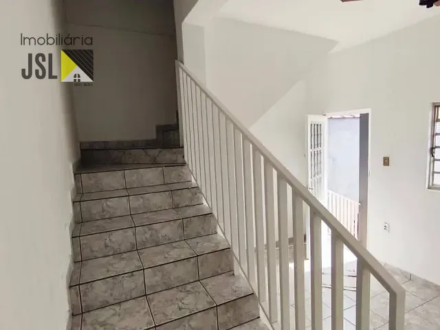 Sobrado com 150m² 3 quartos e 2 banheiros, à venda, no bairro Vila Paraíso em Caçapava