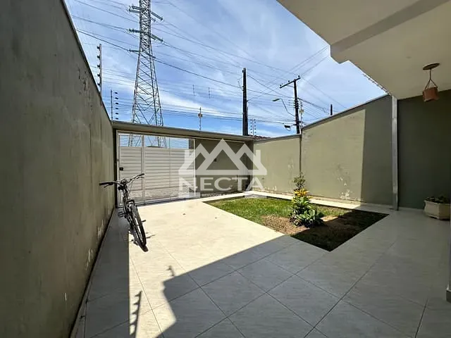 Sobrado com 232m² 2 quartos e 3 banheiros, à venda, no bairro Jardim Jaqueira em Caraguatatuba