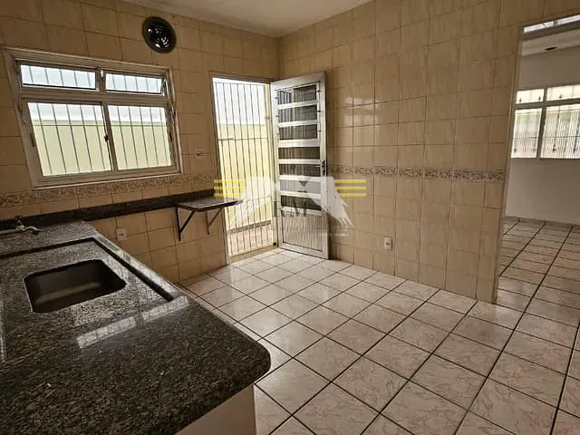 Casa 2 quartos e 1 banheiro, para alugar, no bairro Jardim Maringá em São Paulo