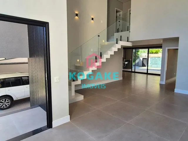 Sobrado com 469m² 5 quartos e 6 banheiros, à venda, no bairro Condomínio Residencial Alphaville em São José Dos Campos