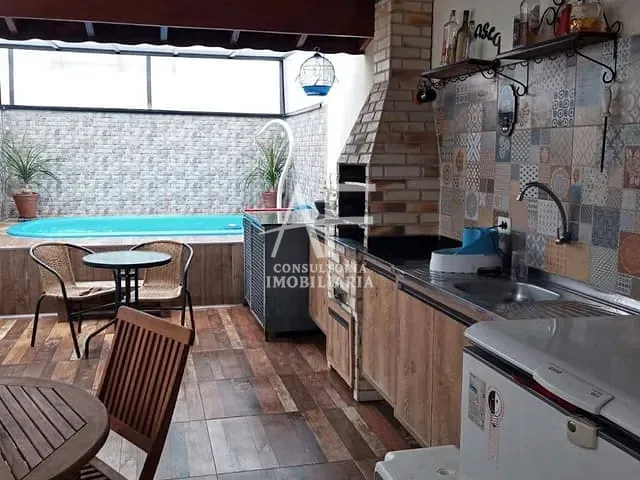 Sobrado com 125m² 3 quartos e 3 banheiros, à venda, no bairro Esplanada Independência em Taubaté