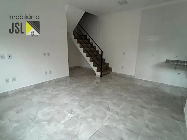 Sobrado com 85m² 2 quartos e 3 banheiros, à venda, no bairro Loteamento Parque do Museu em Caçapava