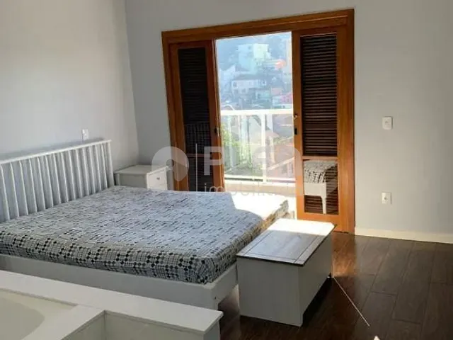 Sobrado 3 quartos e 5 banheiros, à venda, no bairro Vila Irmãos Arnoni em São Paulo