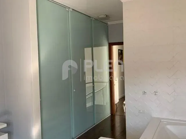 Sobrado 3 quartos e 5 banheiros, à venda, no bairro Vila Irmãos Arnoni em São Paulo