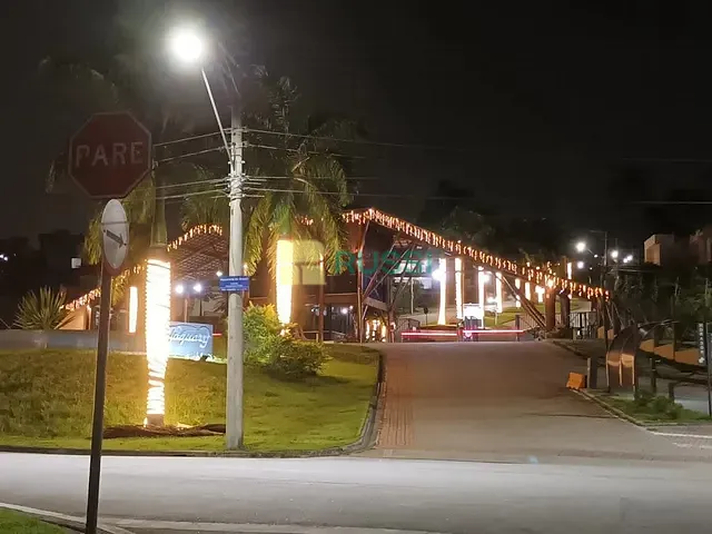 Sobrado com 450m² 4 quartos e 5 banheiros, à venda, no bairro Condomínio Residencial Jaguary em São José dos Campos