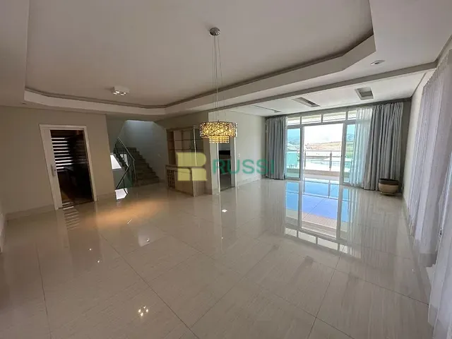Sobrado com 450m² 4 quartos e 5 banheiros, à venda, no bairro Condomínio Residencial Jaguary em São José dos Campos