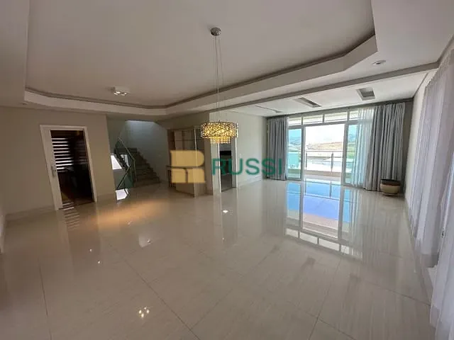 Sobrado com 450m² 4 quartos e 5 banheiros, à venda, no bairro Condomínio Residencial Jaguary em São José dos Campos
