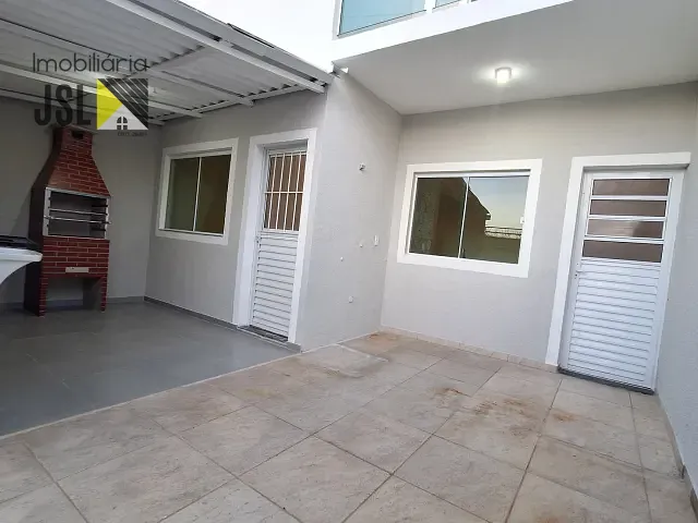 Sobrado 2 quartos e 2 banheiros, à venda, no bairro Vila Nossa Senhora das Graças em Caçapava