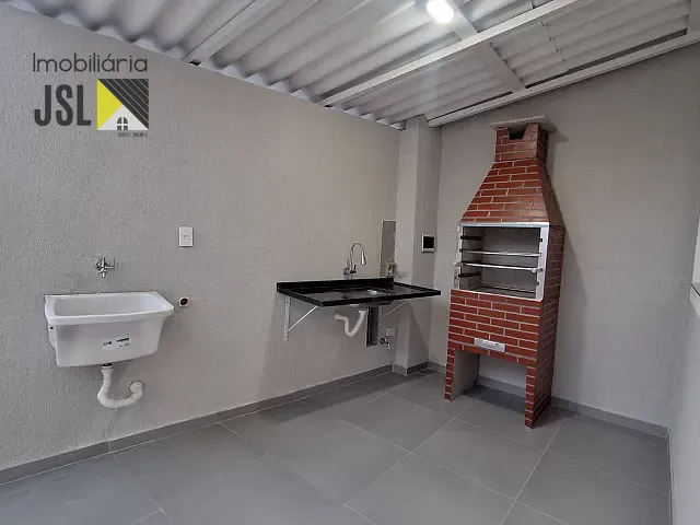 Sobrado 2 quartos e 2 banheiros, à venda, no bairro Vila Nossa Senhora das Graças em Caçapava
