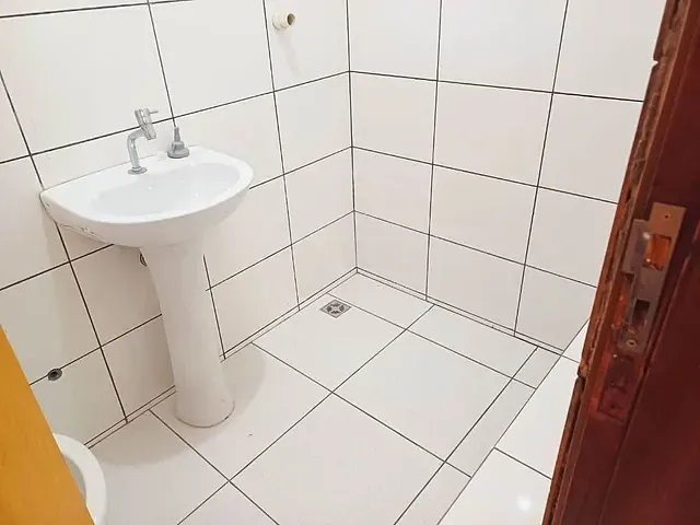 Sobrado com 250m², para alugar, no bairro Cidade Dutra em São Paulo