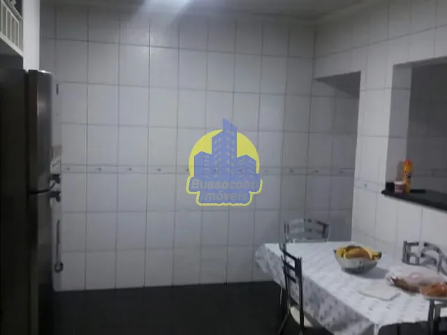 Sobrado com 219m² 2 quartos e 2 banheiros, à venda, no bairro Jardim D Abril em Osasco