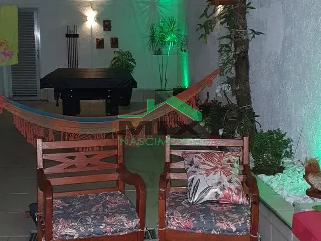 Sobrado com 250m² 3 quartos e 2 banheiros, à venda, no bairro Taboão em São Bernardo do Campo