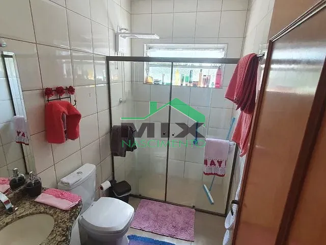 Sobrado com 250m² 3 quartos e 2 banheiros, à venda, no bairro Taboão em São Bernardo do Campo