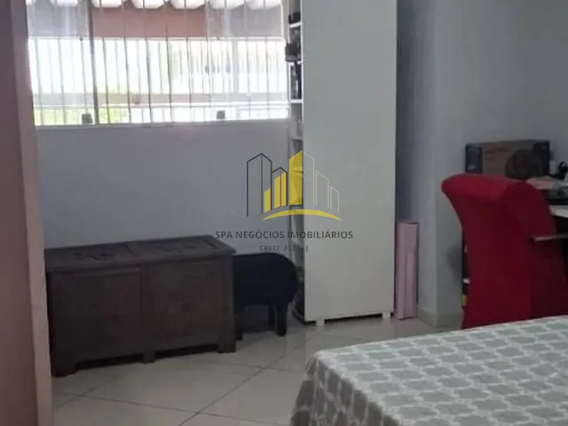 Sobrado à venda, no bairro Jardim Triana em São Paulo