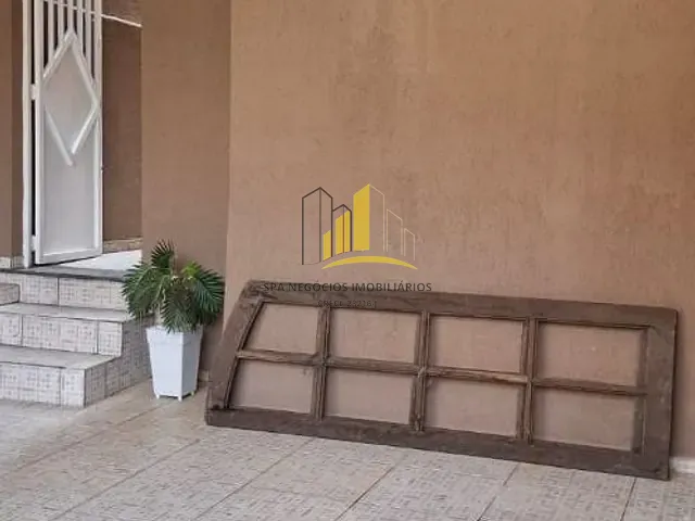Sobrado à venda, no bairro Jardim Triana em São Paulo