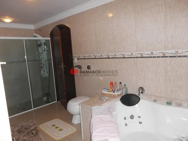 Sobrado com 180m² 3 quartos e 1 banheiro, à venda, no bairro Olímpico em São Caetano do Sul