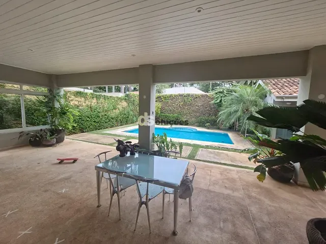 Sobrado com 583m² 4 quartos e 6 banheiros, à venda, no bairro Alto de Pinheiros em São Paulo