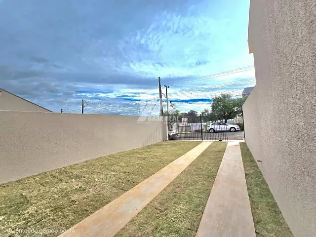 Sobrado com 195m² 3 quartos e 3 banheiros, à venda, no bairro Uvaranas em Ponta Grossa