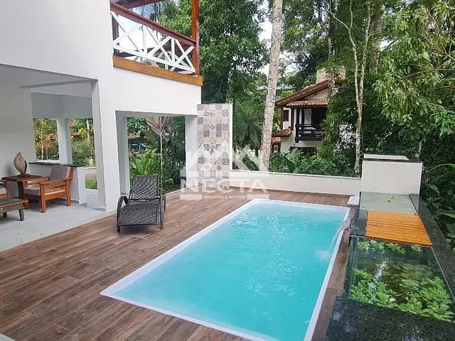 Sobrado com 360m² 3 quartos e 4 banheiros, à venda, no bairro Park Imperial em Caraguatatuba