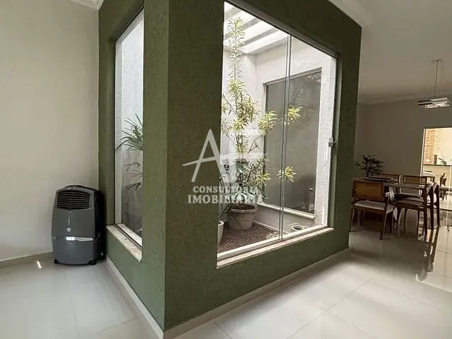 Sobrado com 300m² 3 quartos e 4 banheiros, à venda, no bairro Jardim Hípica Pinheiro em Taubaté