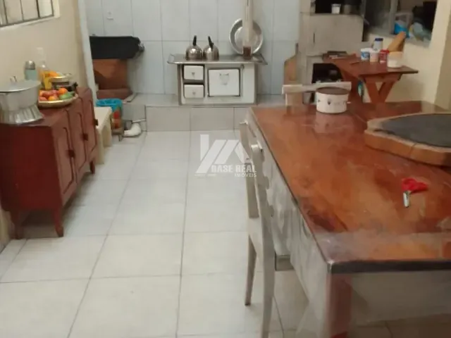 Sobrado com 160m² 3 quartos e 3 banheiros, à venda, no bairro Tatuquara em Curitiba