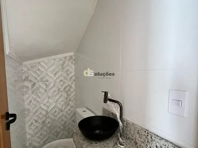 Sobrado 3 quartos e 4 banheiros, à venda, no bairro Parque Vitória em São Paulo