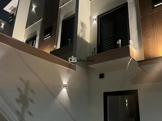Sobrado 3 quartos e 4 banheiros, à venda, no bairro Parque Vitória em São Paulo