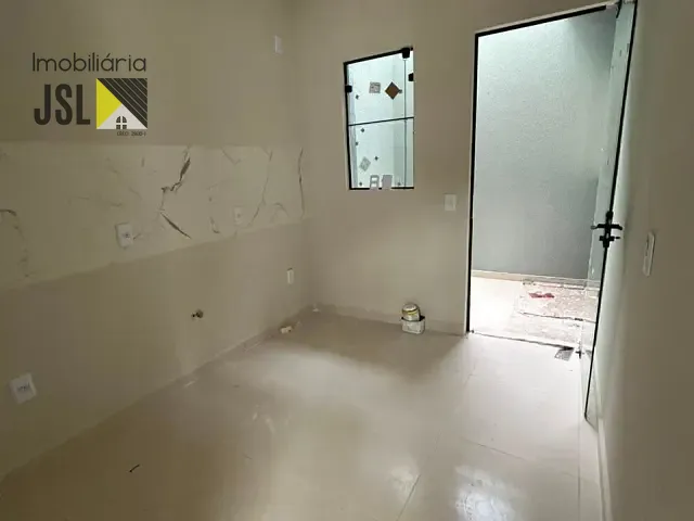 Sobrado com 80m² 2 quartos e 1 banheiro, à venda, no bairro Parque Residencial Eldorado em Caçapava