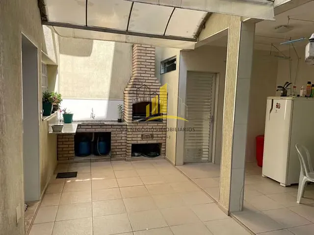 Sobrado com 132m² 3 quartos e 3 banheiros, à venda ou para alugar, no bairro Vila Gomes Cardim em São Paulo
