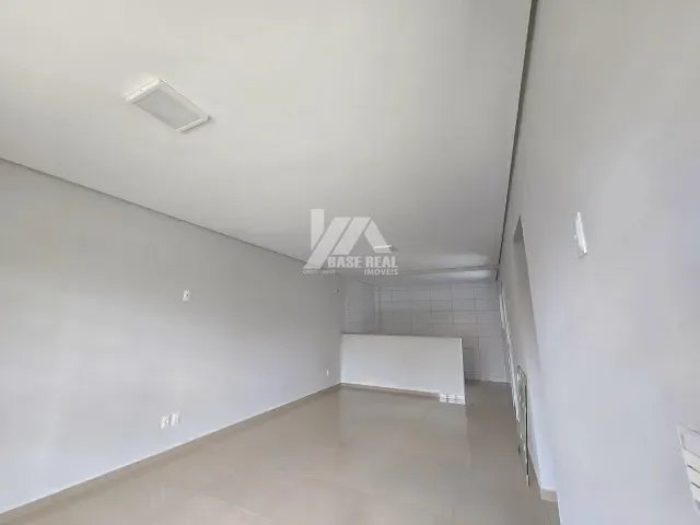 Sobrado com 120m² 3 quartos e 3 banheiros, à venda, no bairro Orfãs em Ponta Grossa