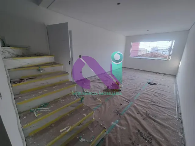 Sobrado com 125m² 3 quartos e 1 banheiro, à venda, no bairro Jardim das Flores em Osasco