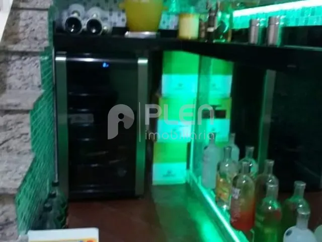 Sobrado 4 quartos e 5 banheiros, à venda, no bairro Vila Irmãos Arnoni em São Paulo