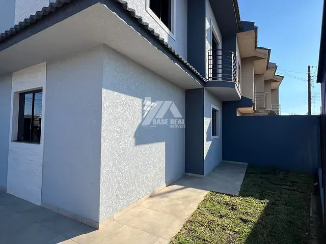 Sobrado com 106m² 3 quartos e 3 banheiros, à venda, no bairro Oficinas em Ponta Grossa