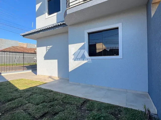 Sobrado com 106m² 3 quartos e 3 banheiros, à venda, no bairro Oficinas em Ponta Grossa