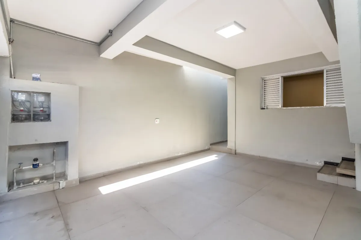 Sobrado para venda em Vila Califórnia com 4 quartos, sendo 2 suítes, 184m²