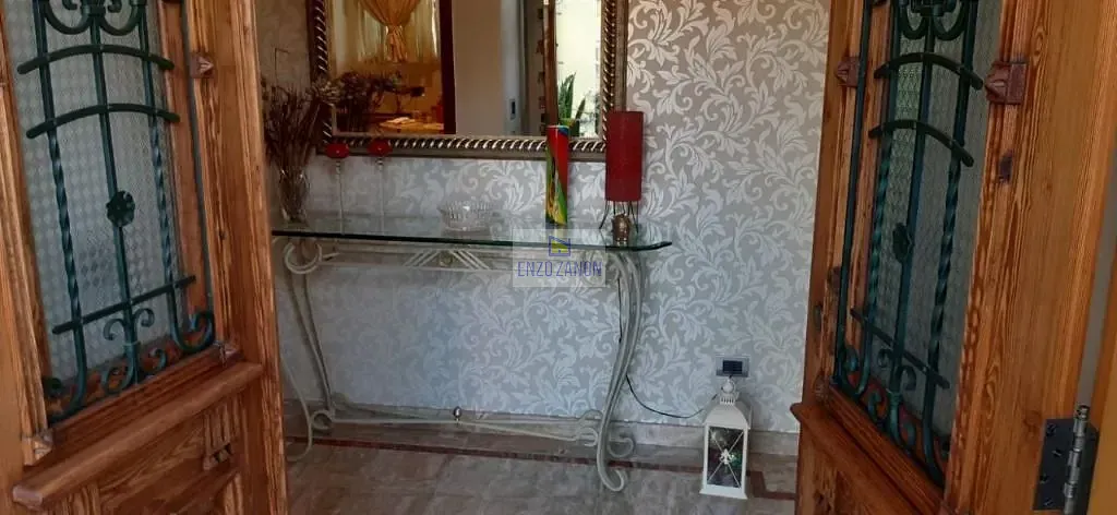 Sobrado, 3 quartos, 277 m² - Foto 2