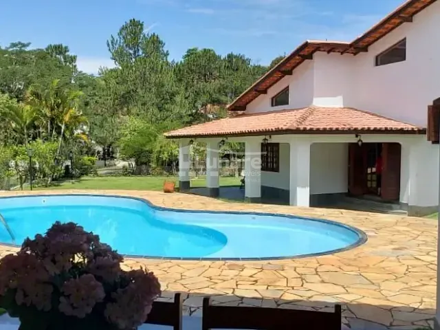 Sobrado com 1250m² 4 quartos e 1 banheiro, à venda, no bairro Fazenda Paião (Alpes de Guararema) em Guararema