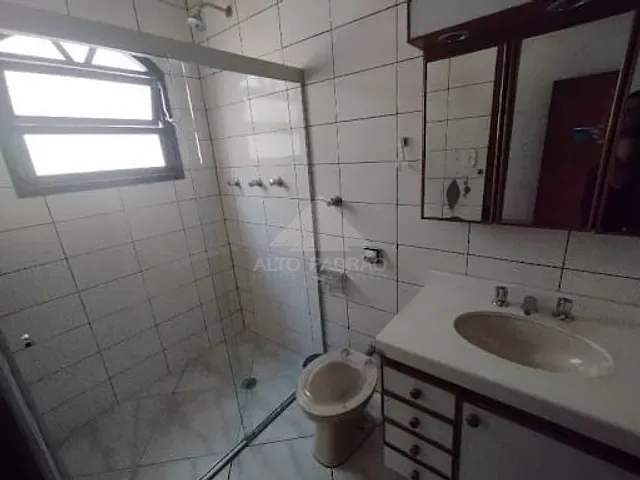Sobrado com 440m² 7 quartos e 2 banheiros, à venda, no bairro Vila Guarani em Mauá