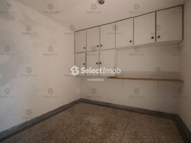Sobrado com 184m² 2 quartos e 2 banheiros, à venda, no bairro Matriz em Mauá
