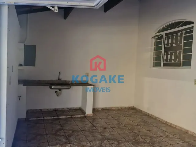 Sobrado com 140m² 3 quartos e 3 banheiros, à venda, no bairro Borda da Mata em Caçapava