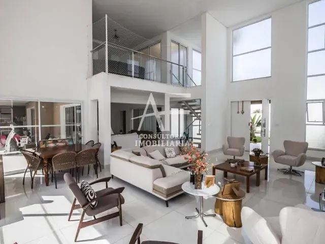 Sobrado com 691m² 5 quartos e 7 banheiros, à venda, no bairro Jardim das Nações em Taubaté