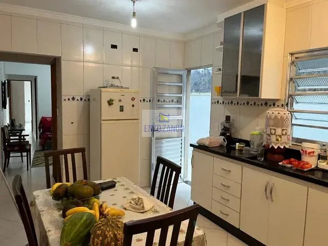 Sobrado com 150m² 3 quartos e 2 banheiros, à venda, no bairro Jardim Calux em São Bernardo do Campo