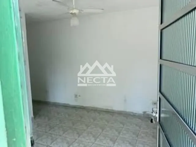 Sobrado com 150m² 4 quartos e 2 banheiros, à venda, no bairro Canto do Mar em São Sebastião